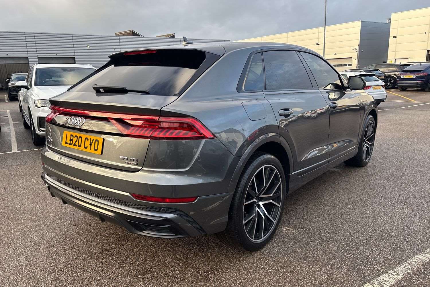Used Audi Q8 2020 for sale - 77649106: Photo 32