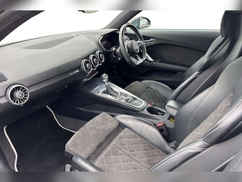 Used Audi TT 2020 for sale - 77674719: Photo