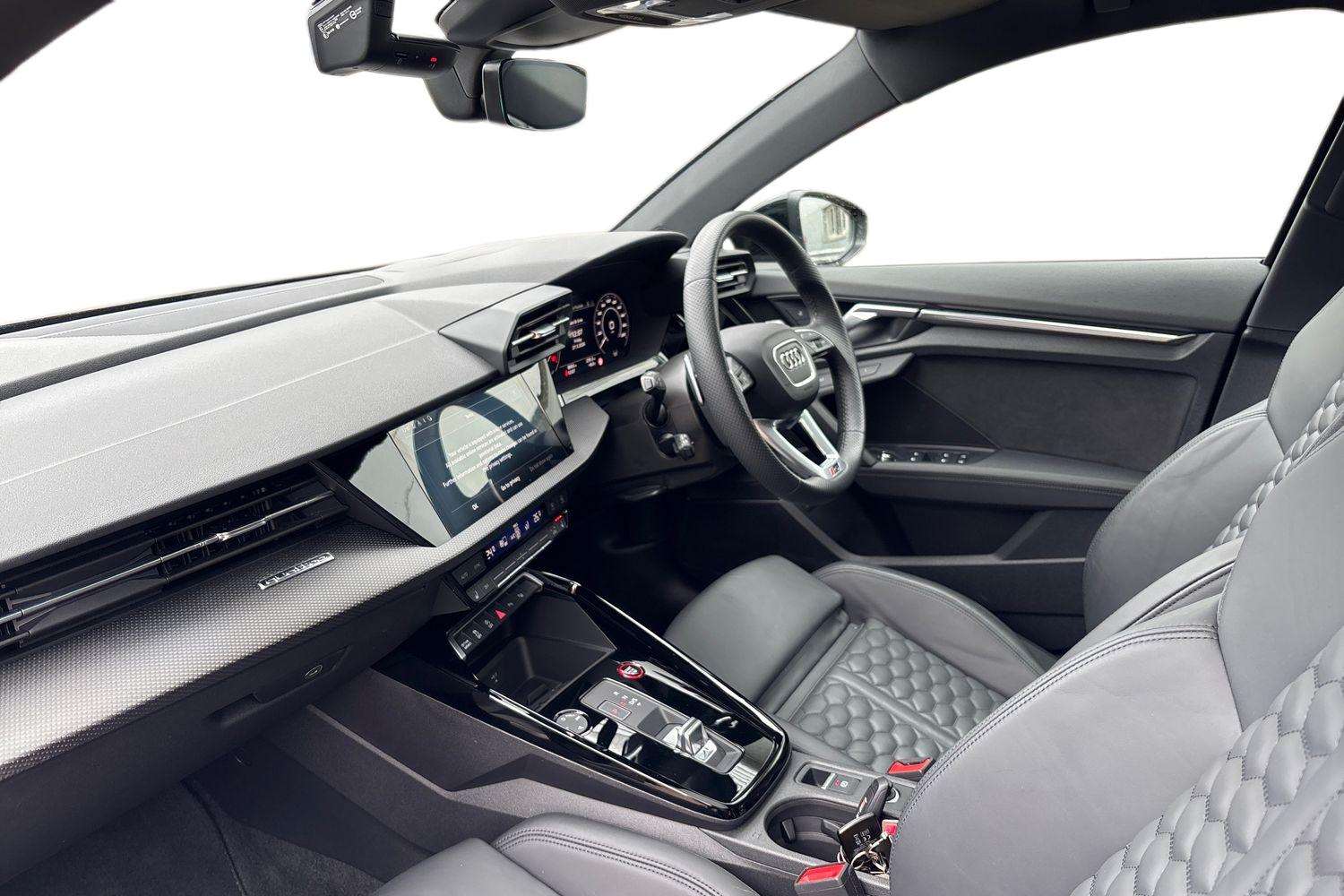 Used Audi RS3 2023 for sale - 78187824: Photo 2