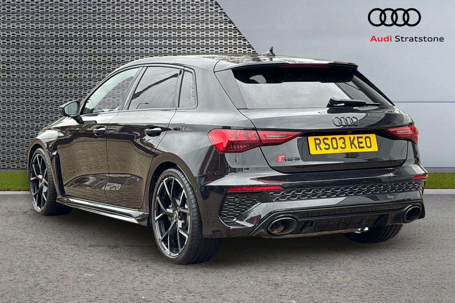 Used Audi RS3 2023 for sale - 78187824: Photo 3