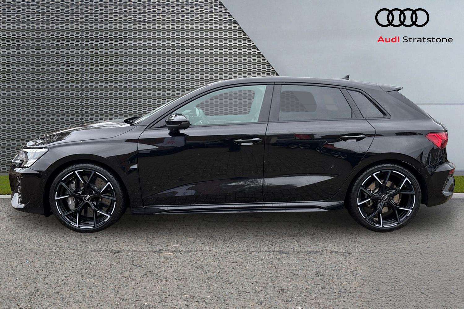 Used Audi RS3 2023 for sale - 78187824: Photo 8