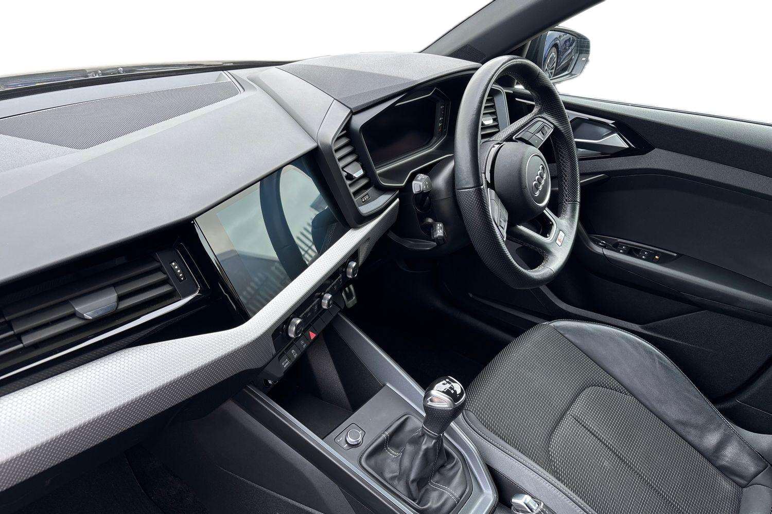 Used Audi A1 2022 for sale - 76249103: Photo 2