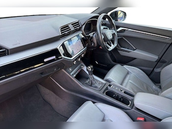 Used Audi Q3 2021 for sale - 78604142: Photo