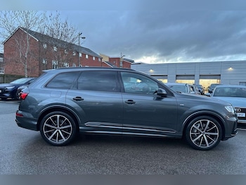 Used Audi Q7 2020 for sale - 77270333: Photo