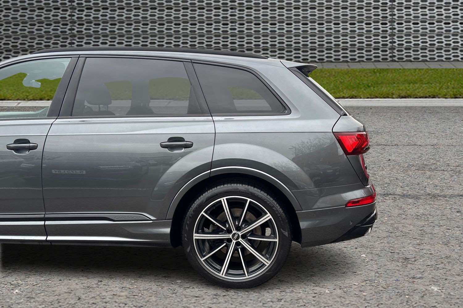 Used Audi Q7 2021 for sale - 77308430: Photo 10