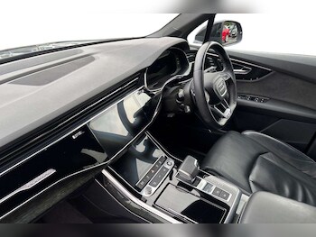Used Audi Q7 2021 for sale - 77308430: Photo