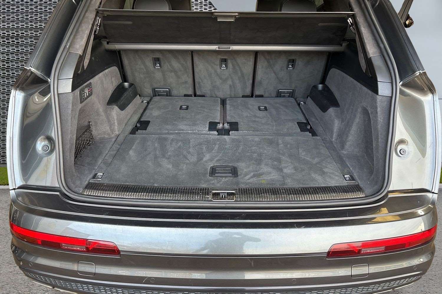 Used Audi Q7 2018 for sale - 77674827: Photo 13