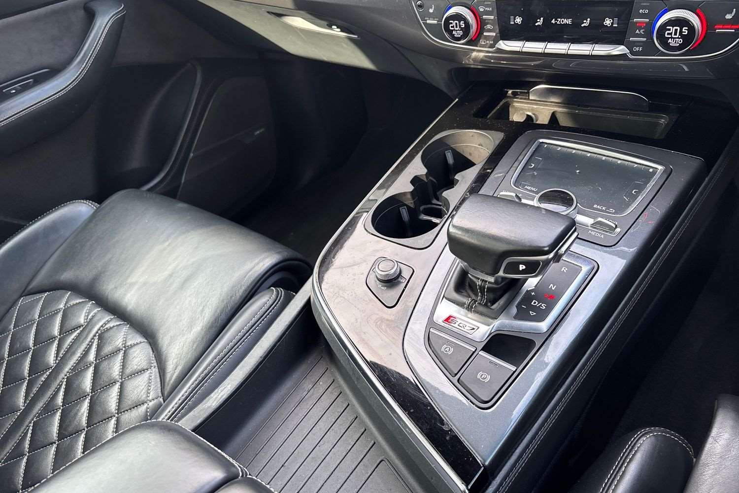 Used Audi Q7 2018 for sale - 77674827: Photo 15