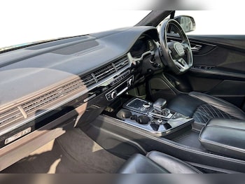 Used Audi Q7 2018 for sale - 77674827: Photo