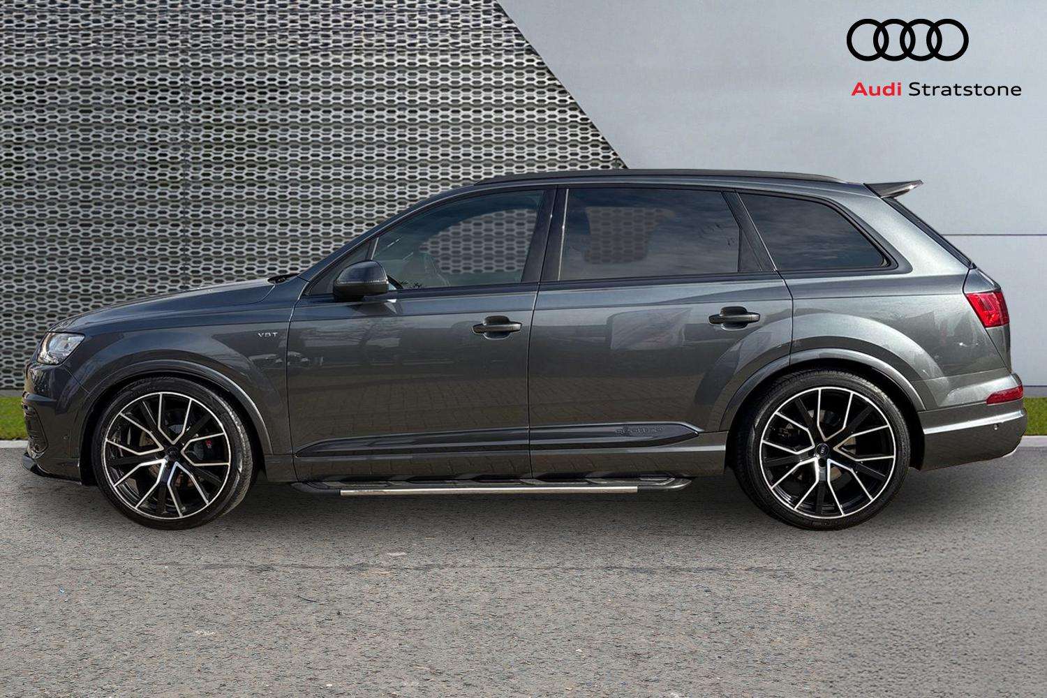 Used Audi Q7 2018 for sale - 77674827: Photo 8
