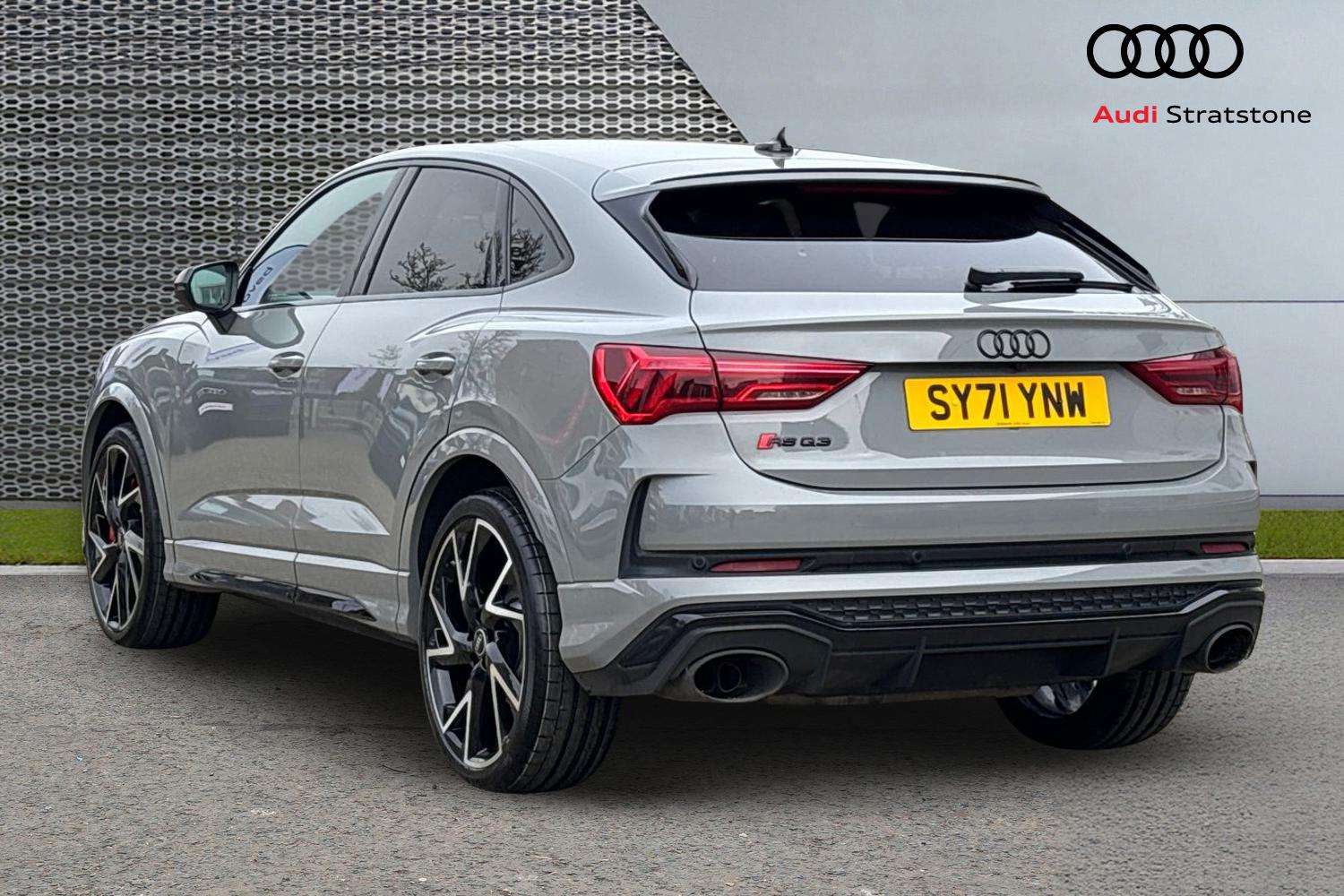 Used Audi RS Q3 2021 for sale - 77983275: Photo 3