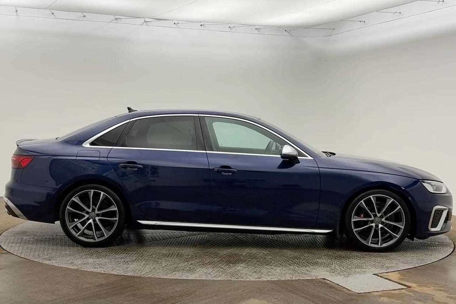 Used Audi A4 2020 for sale - 78089932: Photo 4