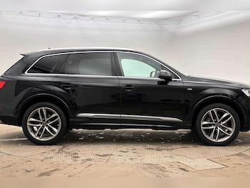 Used Audi Q7 2023 for sale - 78869359: Photo