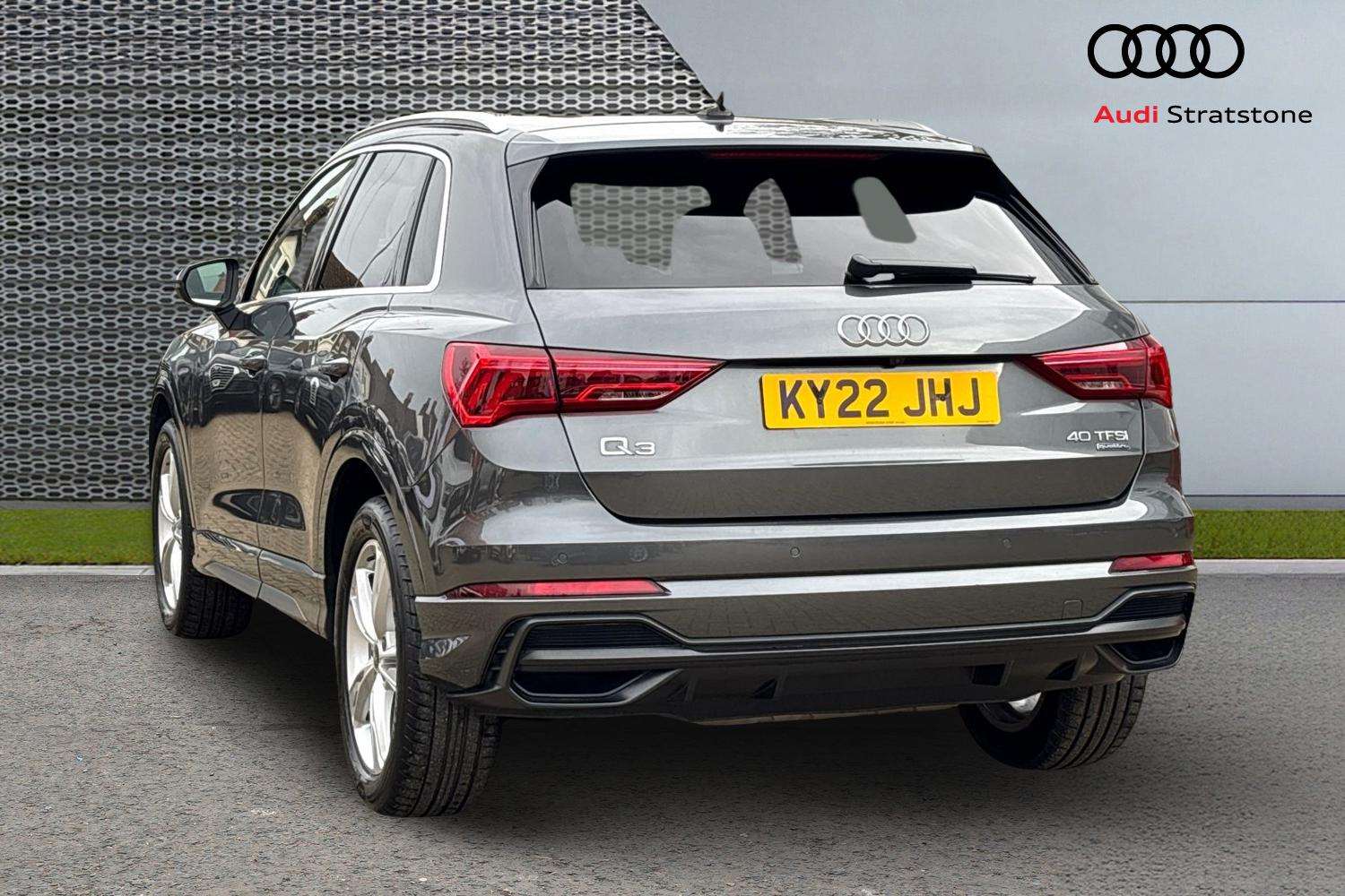 Used Audi Q3 2022 for sale - 77628193: Photo 3