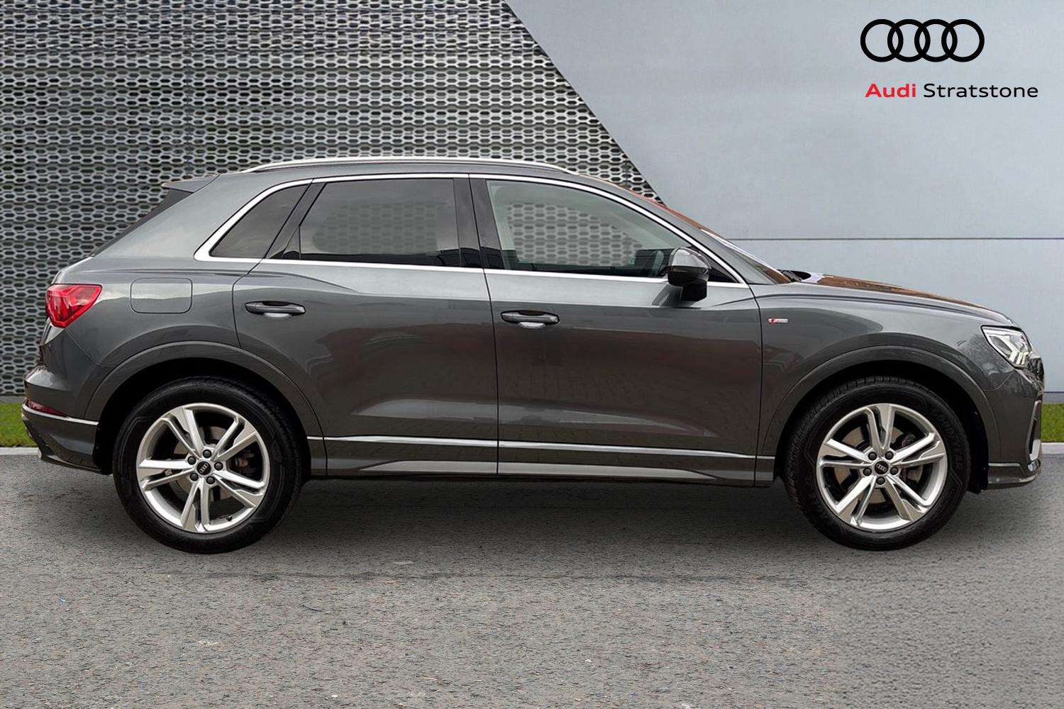 Used Audi Q3 2022 for sale - 77628193: Photo 4