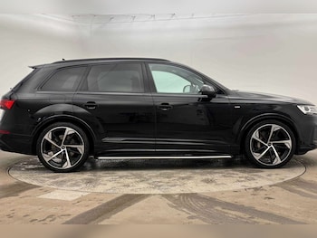 Used Audi Q7 2023 for sale - 79294802: Photo