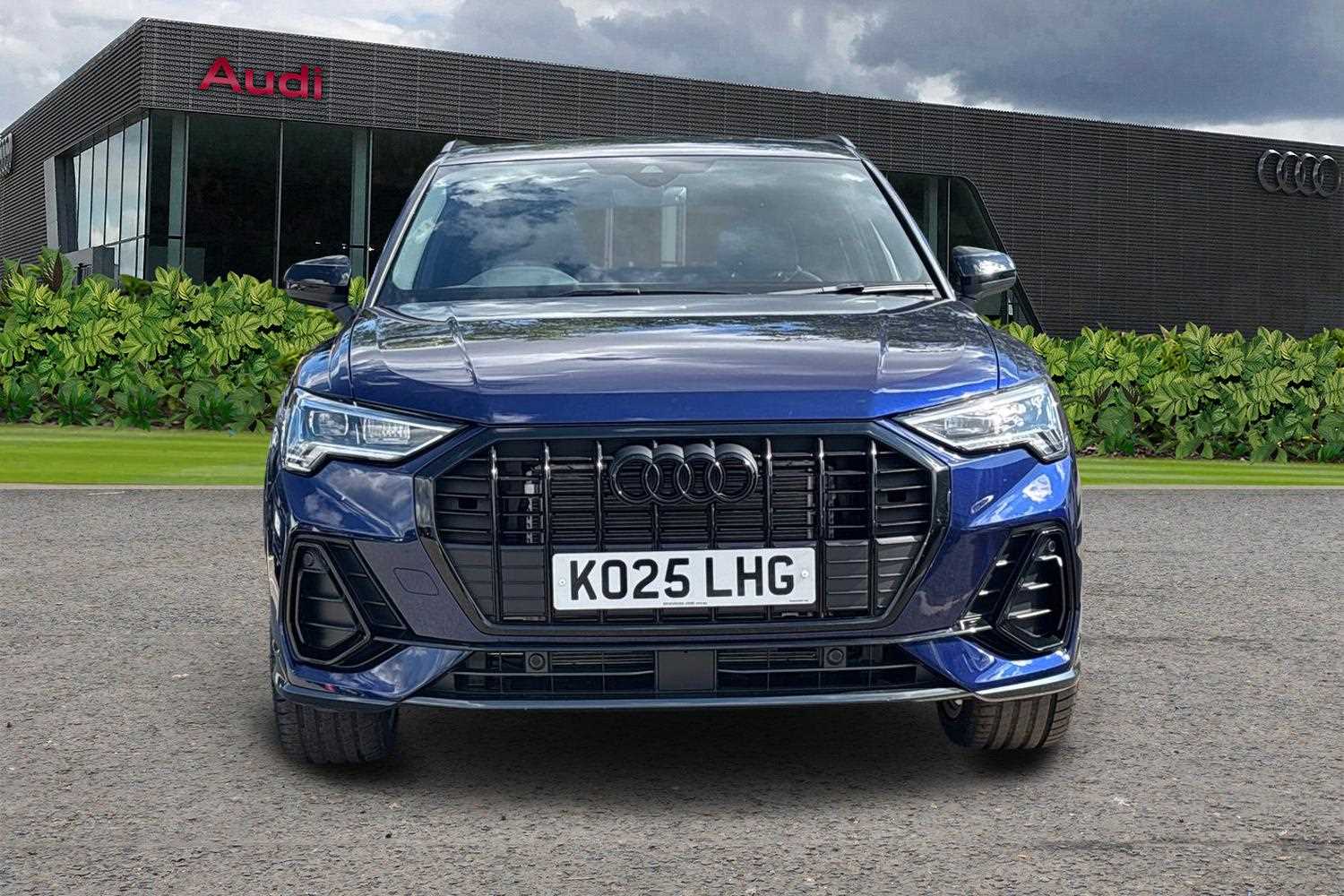 Used Audi Q3 2025 for sale - 76063466: Photo 8