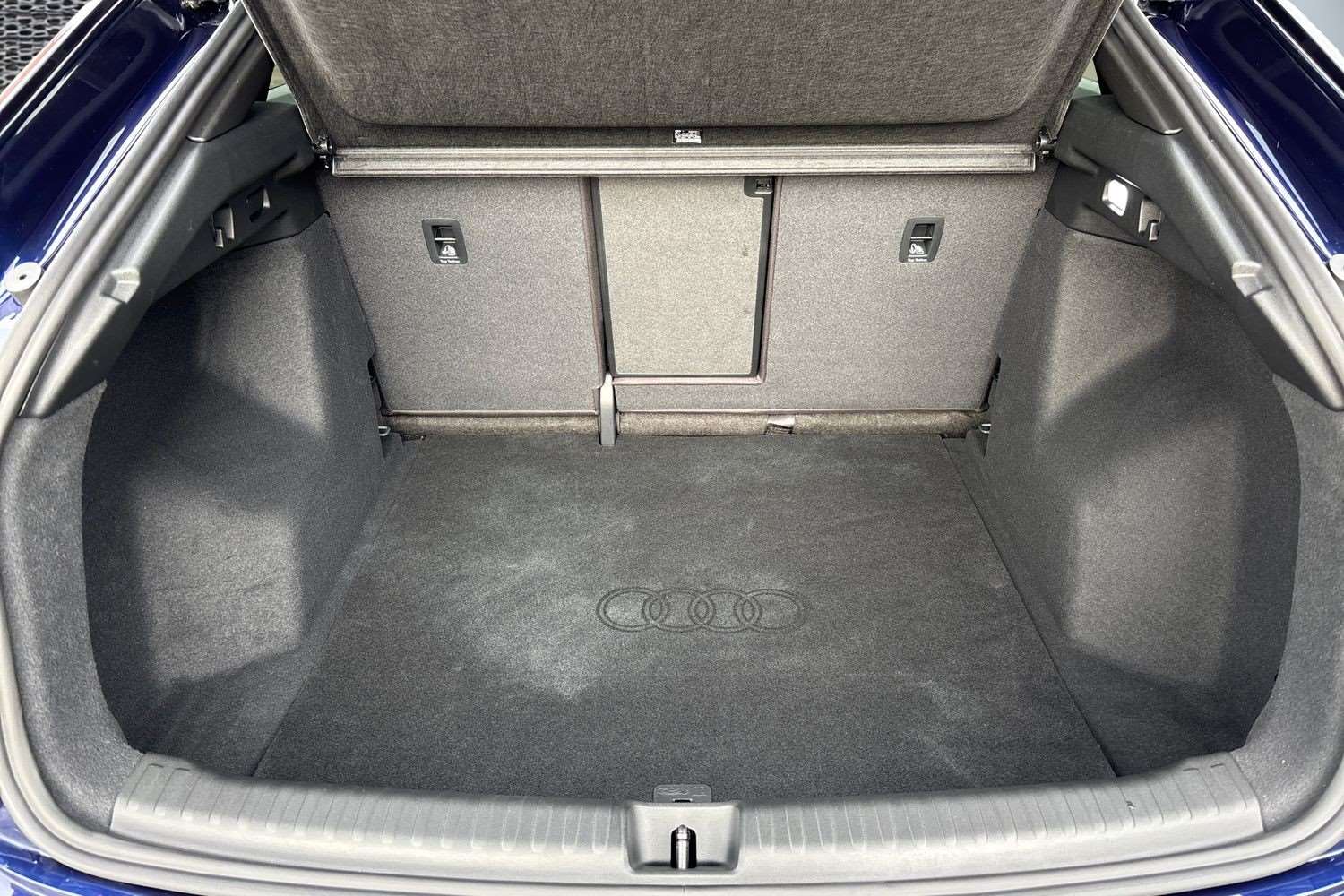 Used Audi Q4 e-tron 2026 for sale - 77913585: Photo 13