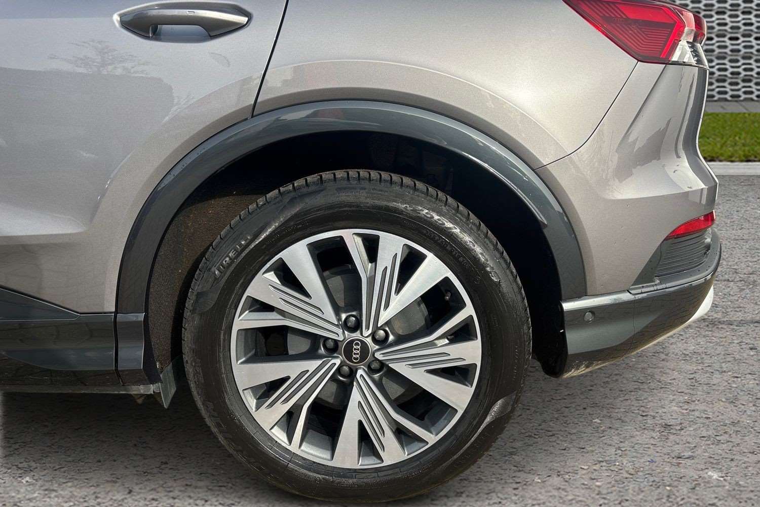 Used Audi Q4 e-tron 2023 for sale - 77772349: Photo 10