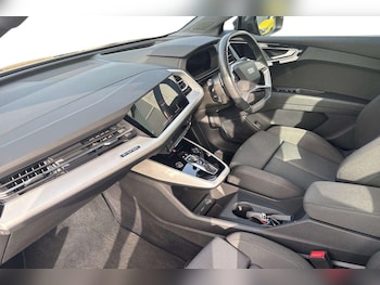 Used Audi Q4 e-tron 2023 for sale - 77772349: Photo