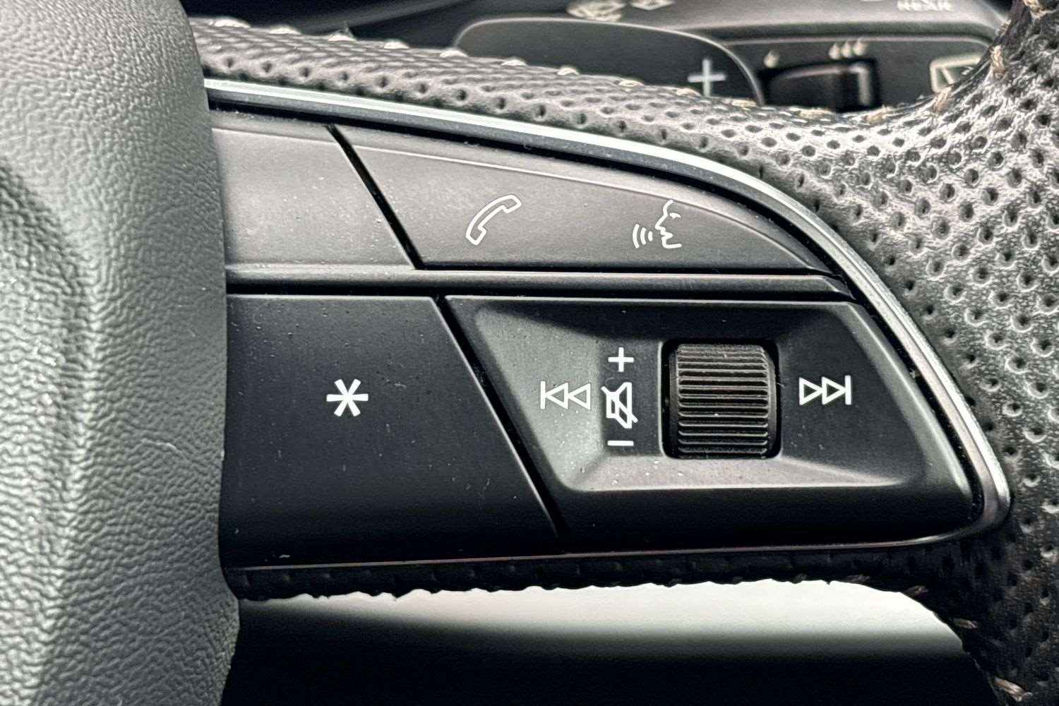 Used Audi Q7 2020 for sale - 77628230: Photo 17