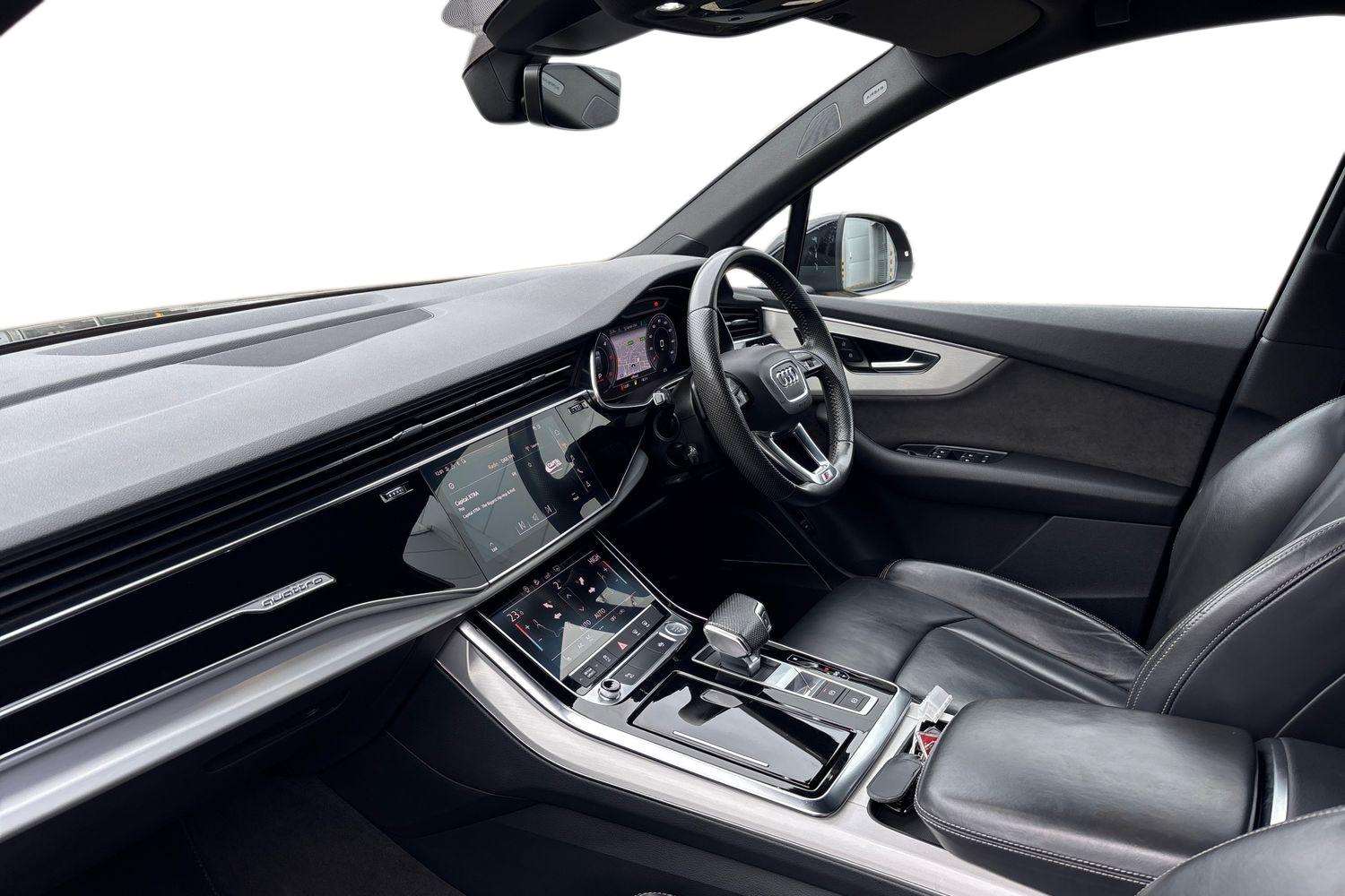 Used Audi Q7 2020 for sale - 77628230: Photo 2