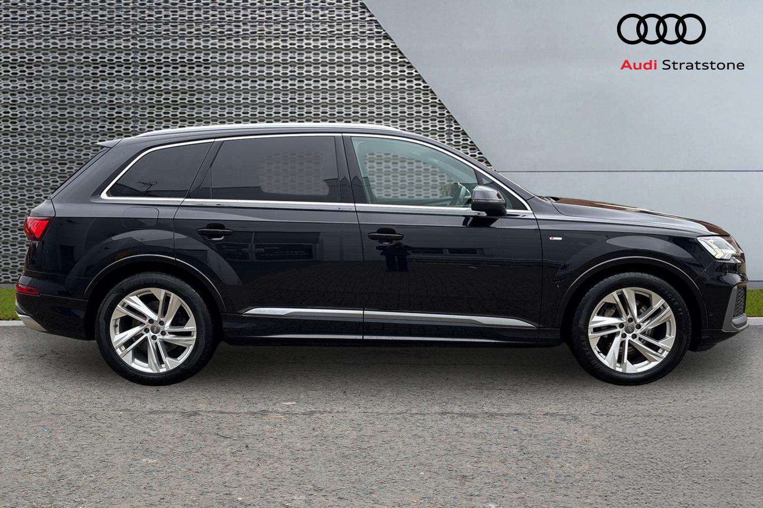 Used Audi Q7 2020 for sale - 77628230: Photo 4