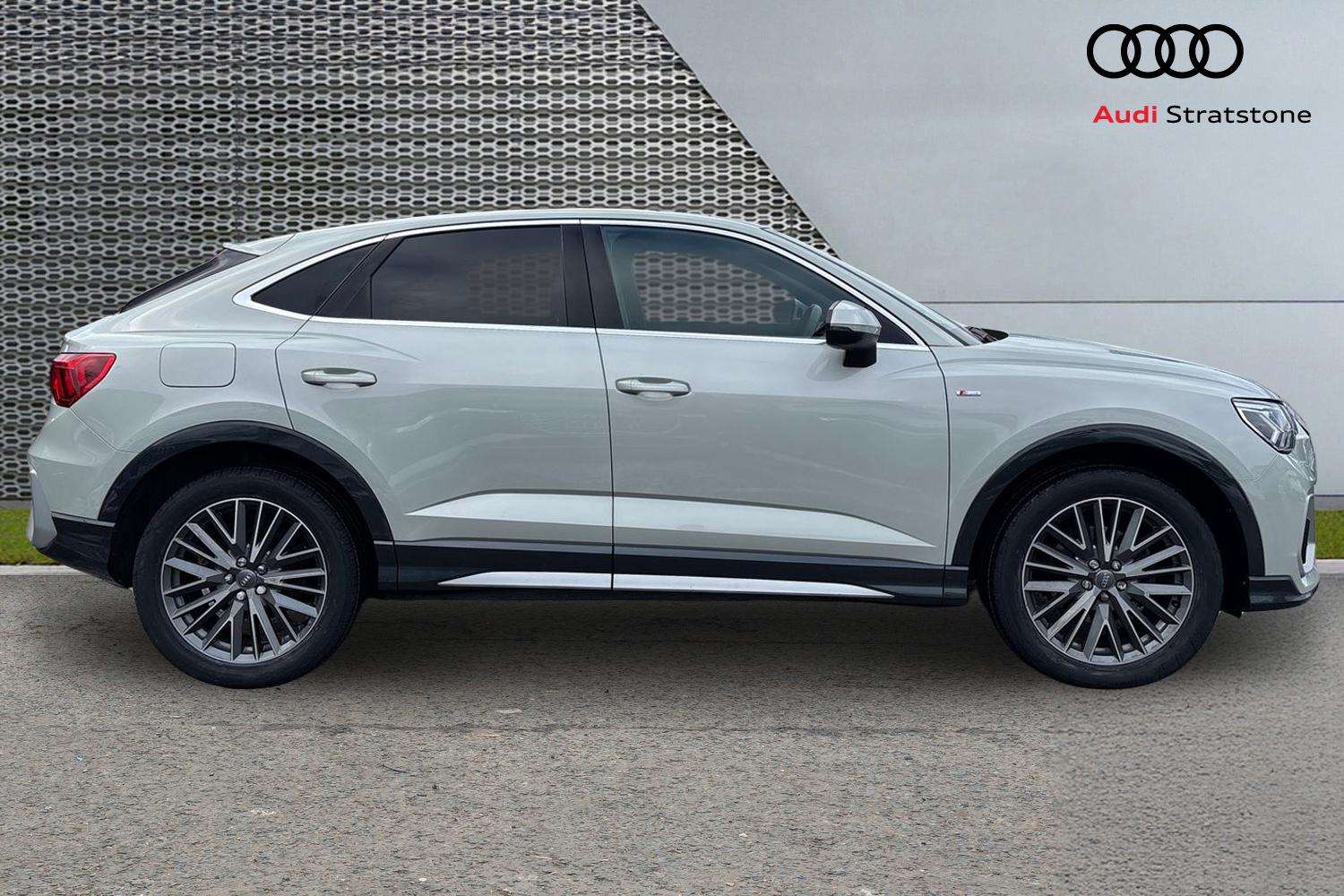 Used Audi Q3 2019 for sale - 77134747: Photo 4