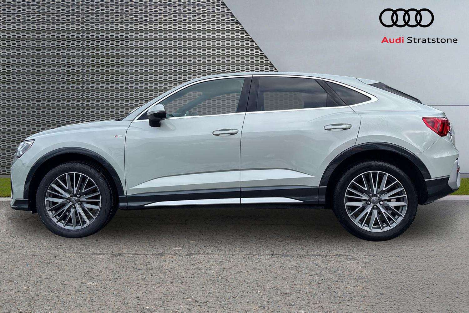 Used Audi Q3 2019 for sale - 77134747: Photo 8