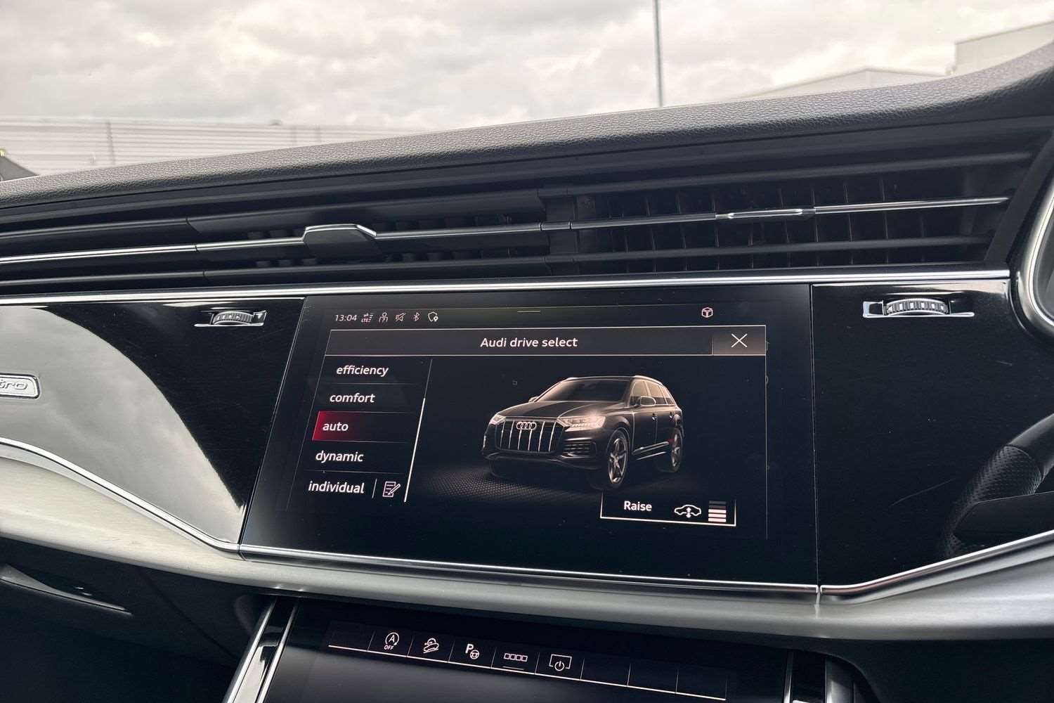 Used Audi Q7 for sale - 77414914: Photo 30