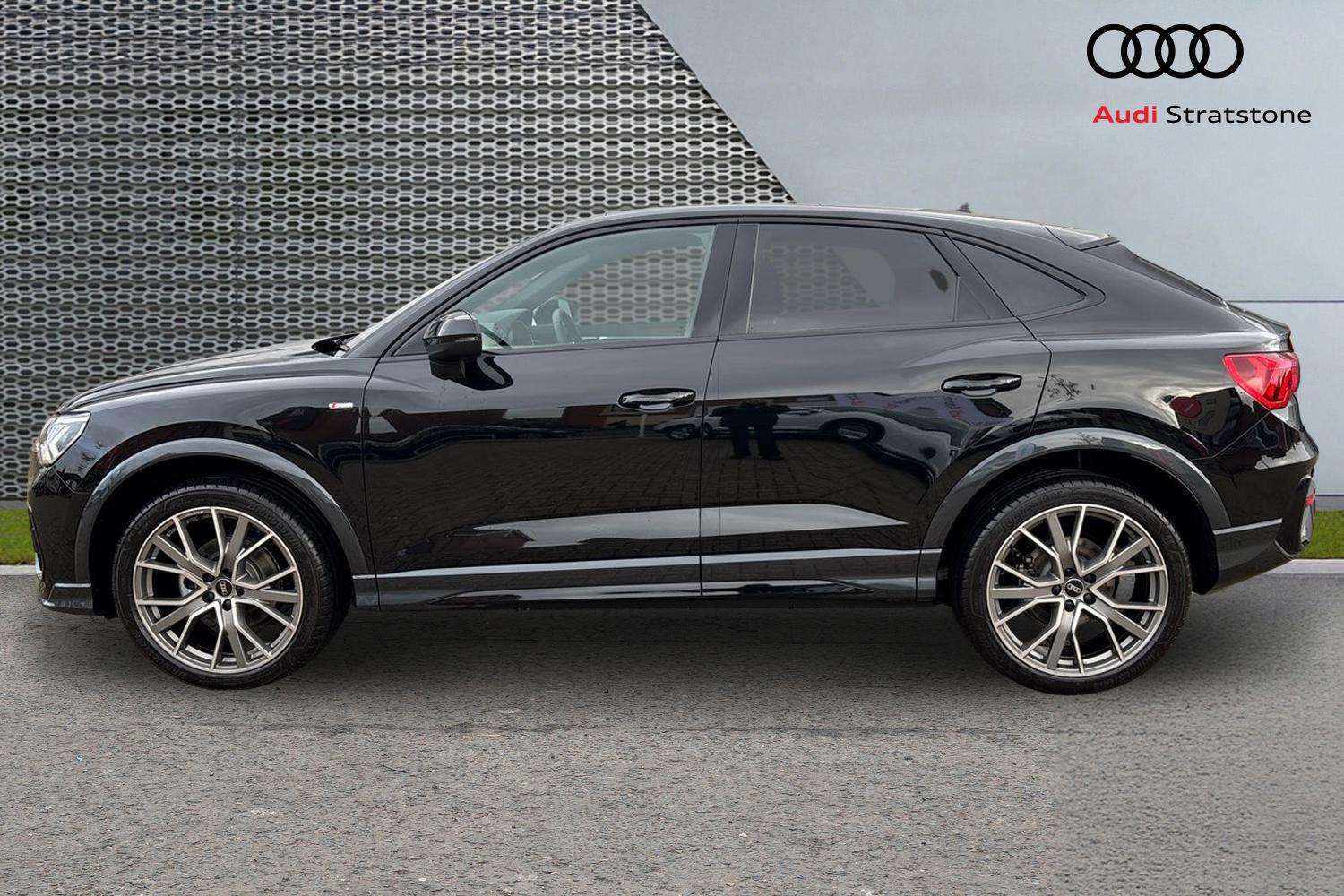 Used Audi Q3 2025 for sale - 77472648: Photo 8