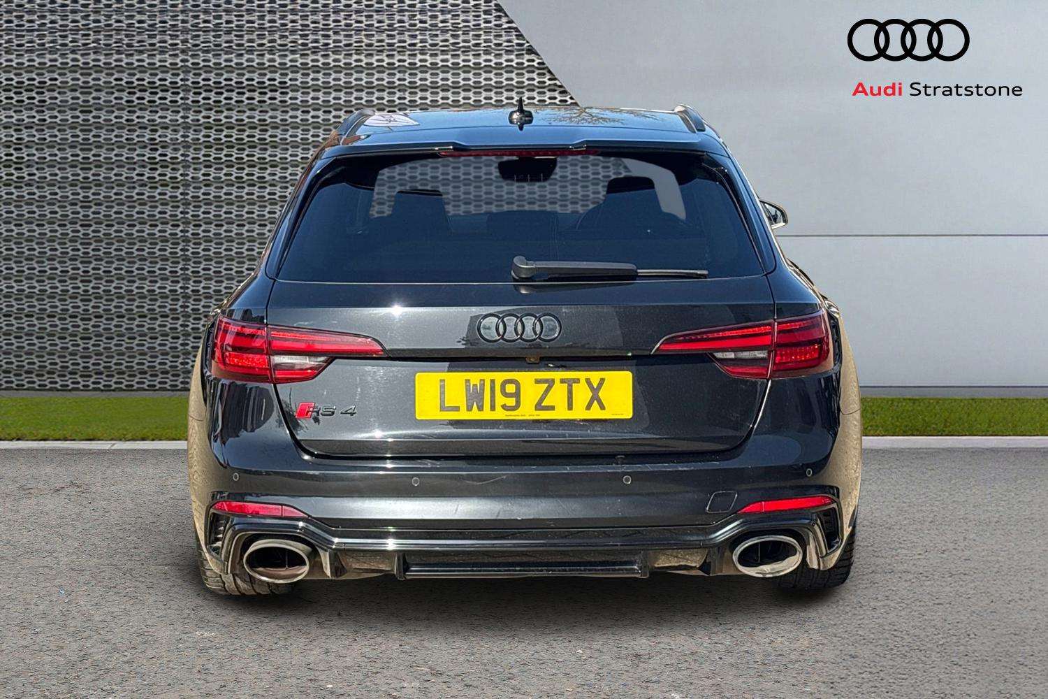 Used Audi RS4 2019 for sale - 77772344: Photo 7