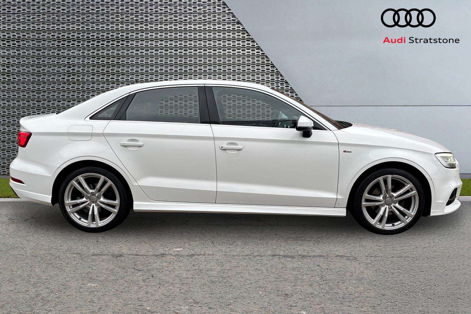 Used Audi A3 2019 for sale - 77206371: Photo 4