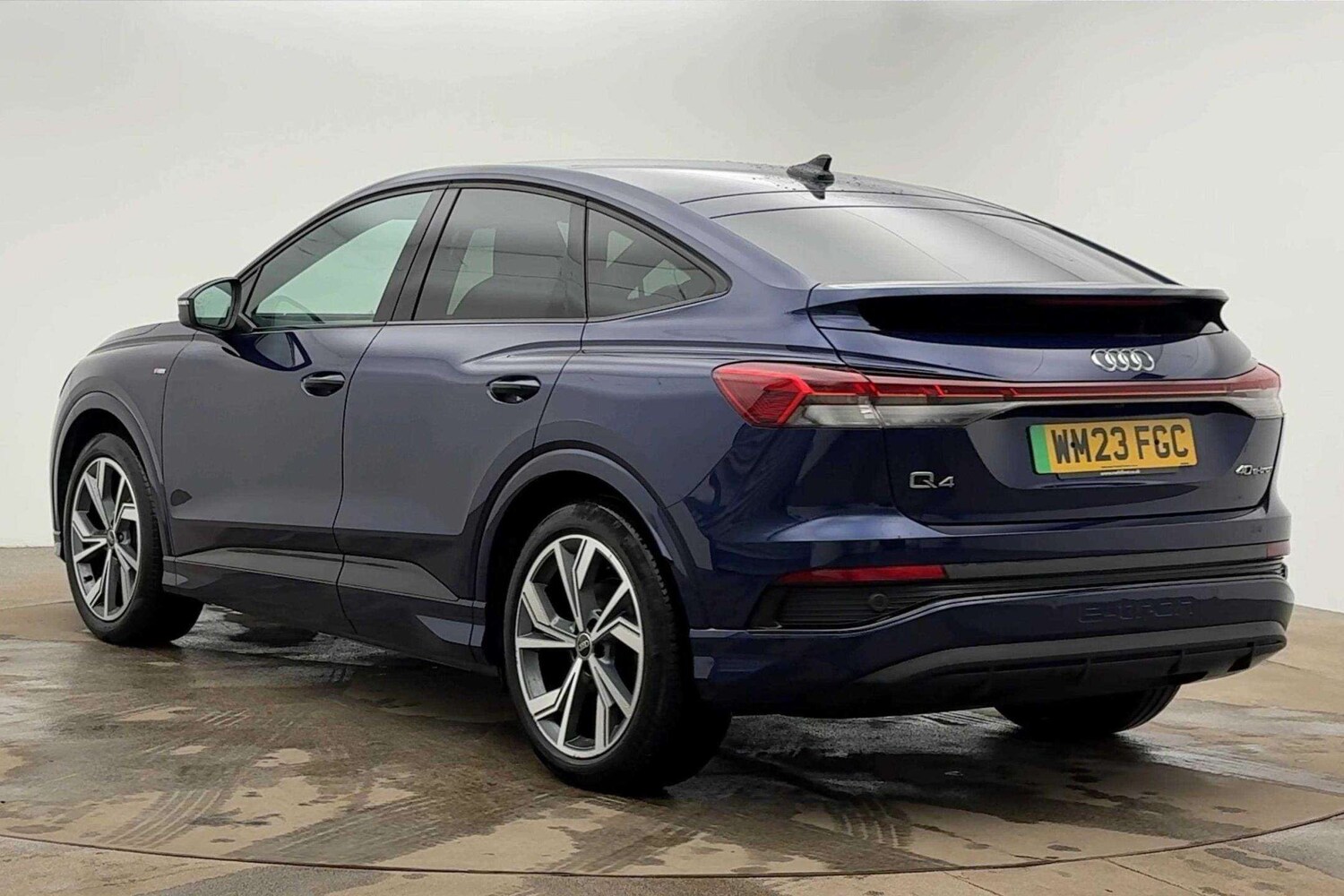 Used Audi Q4 e-tron 2023 for sale - 76928964: Photo 3