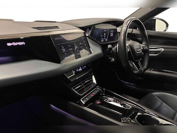 Used Audi e-tron GT 2021 for sale - 78264670: Photo