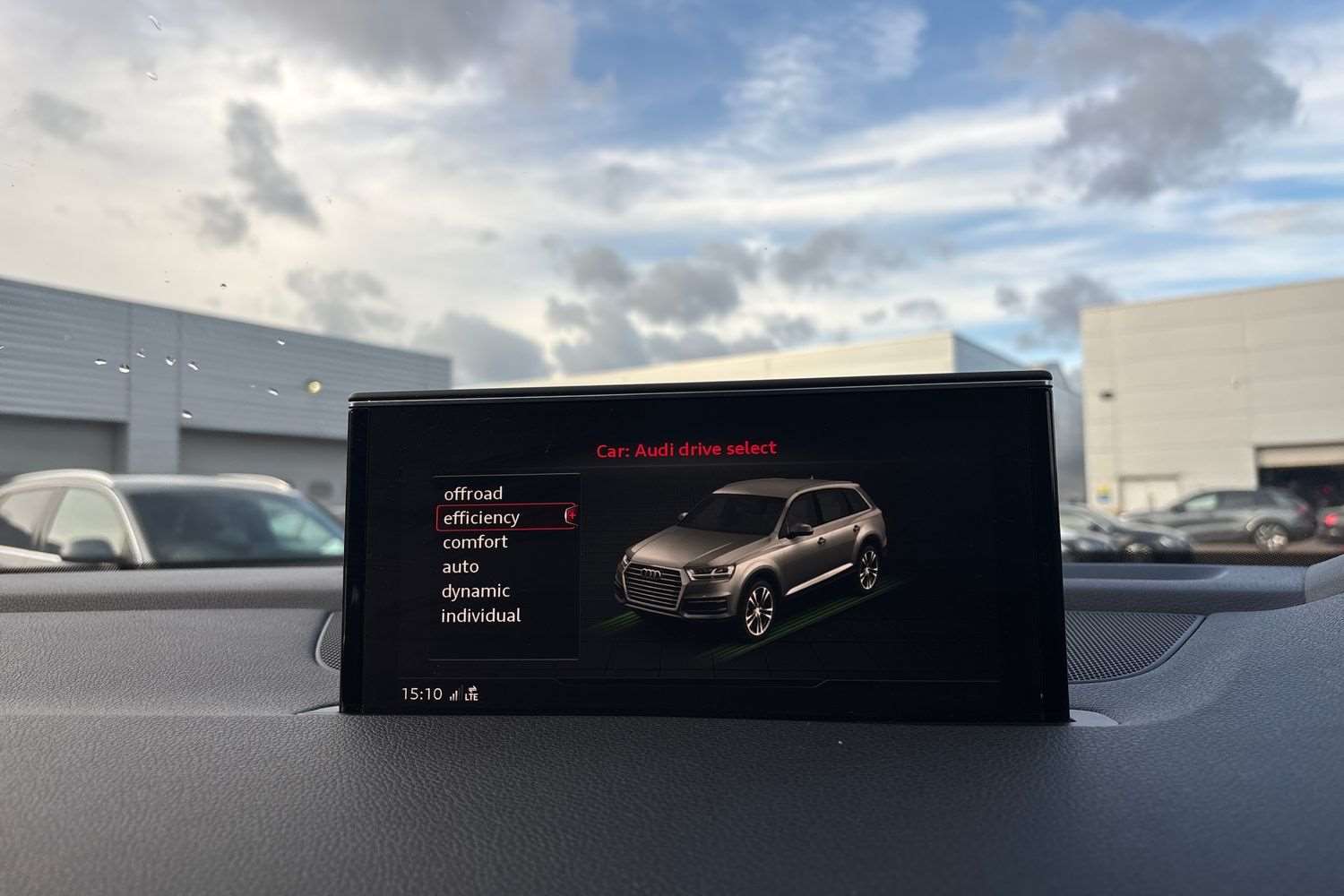 Used Audi Q7 2017 for sale - 76691995: Photo 30