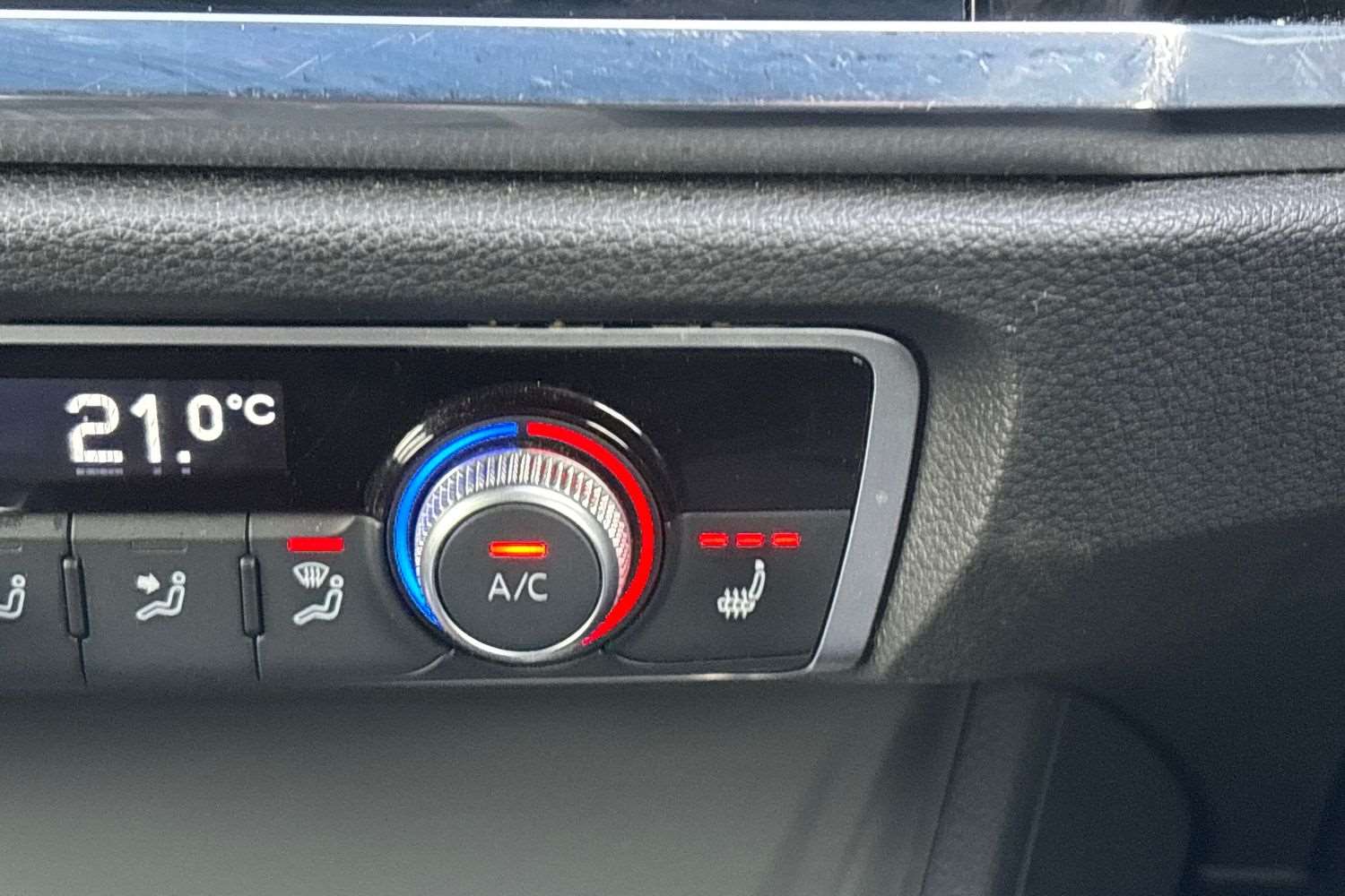 Used Audi Q3 2023 for sale - 77068652: Photo 28