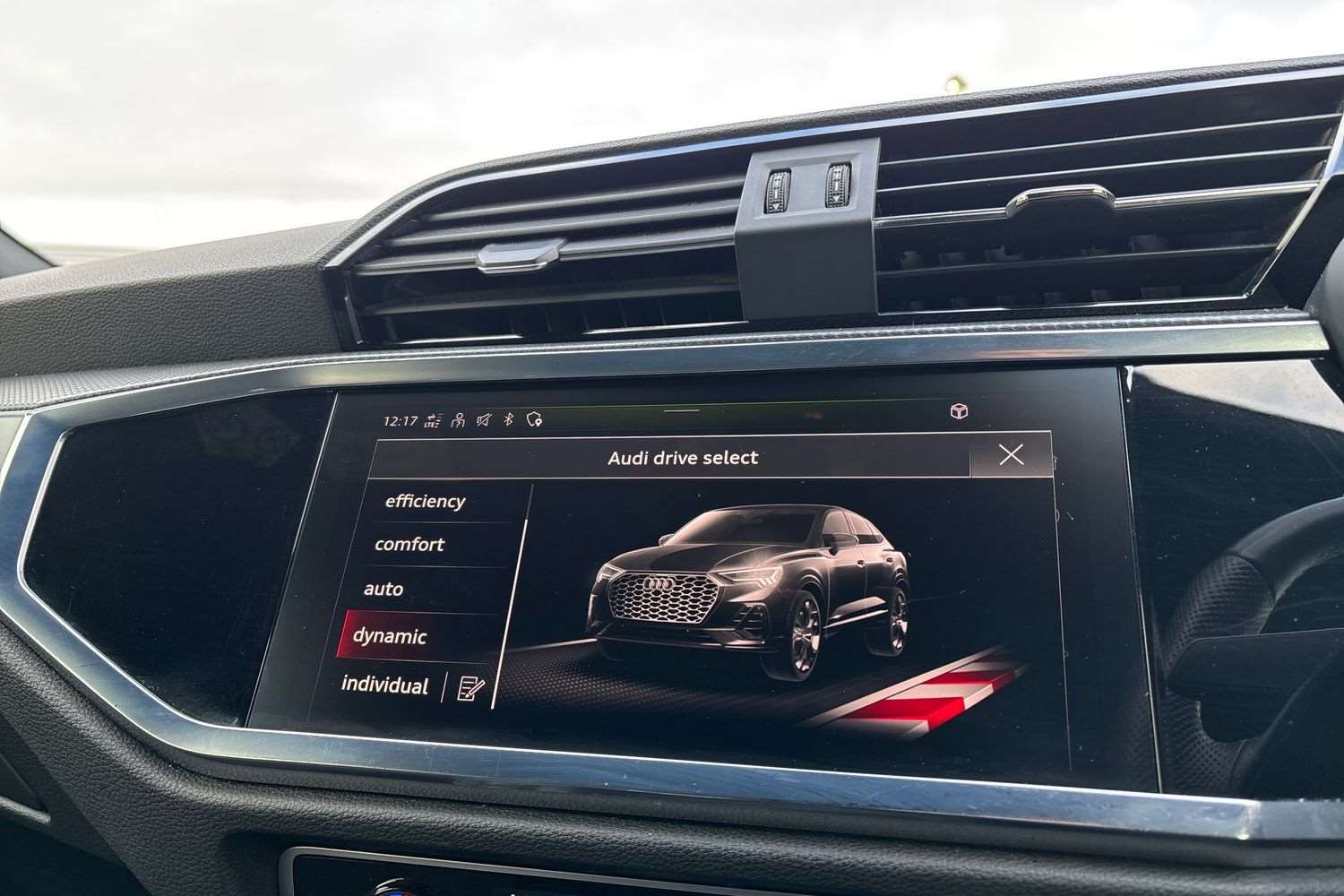 Used Audi Q3 2023 for sale - 77068652: Photo 30