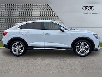 Used Audi Q3 2023 for sale - 77068652: Photo