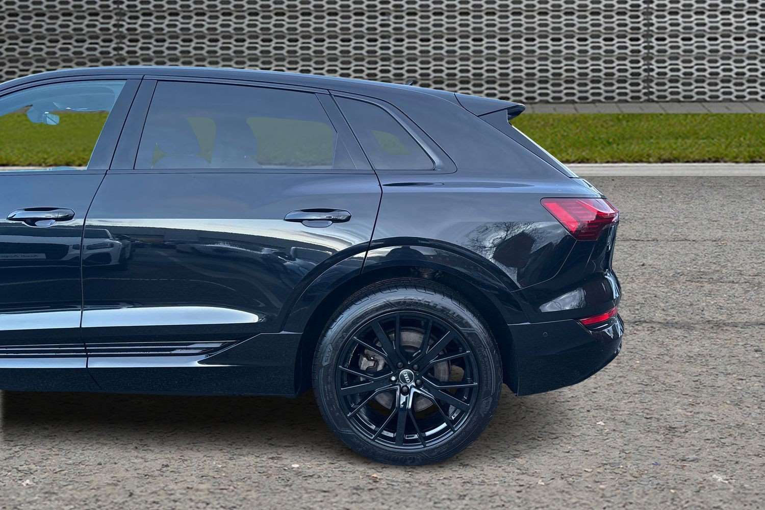 Used Audi e-tron 2020 for sale - 77638477: Photo 10