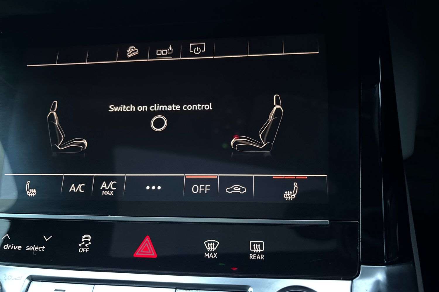 Used Audi e-tron 2020 for sale - 77638477: Photo 28