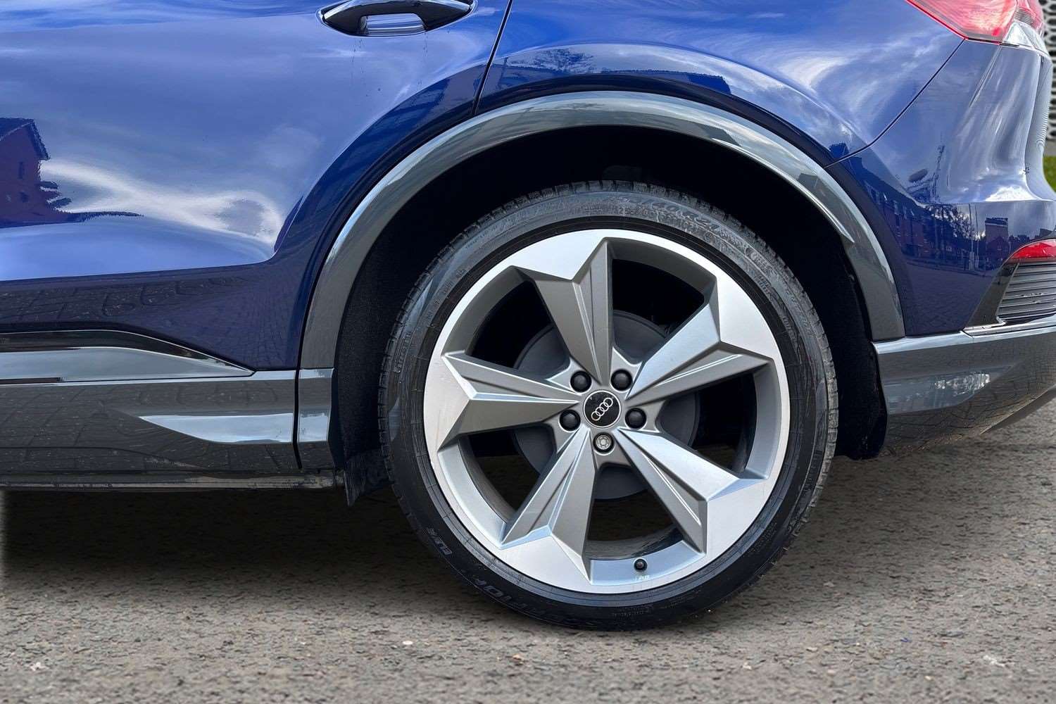 Used Audi Q4 e-tron 2025 for sale - 77842453: Photo 9