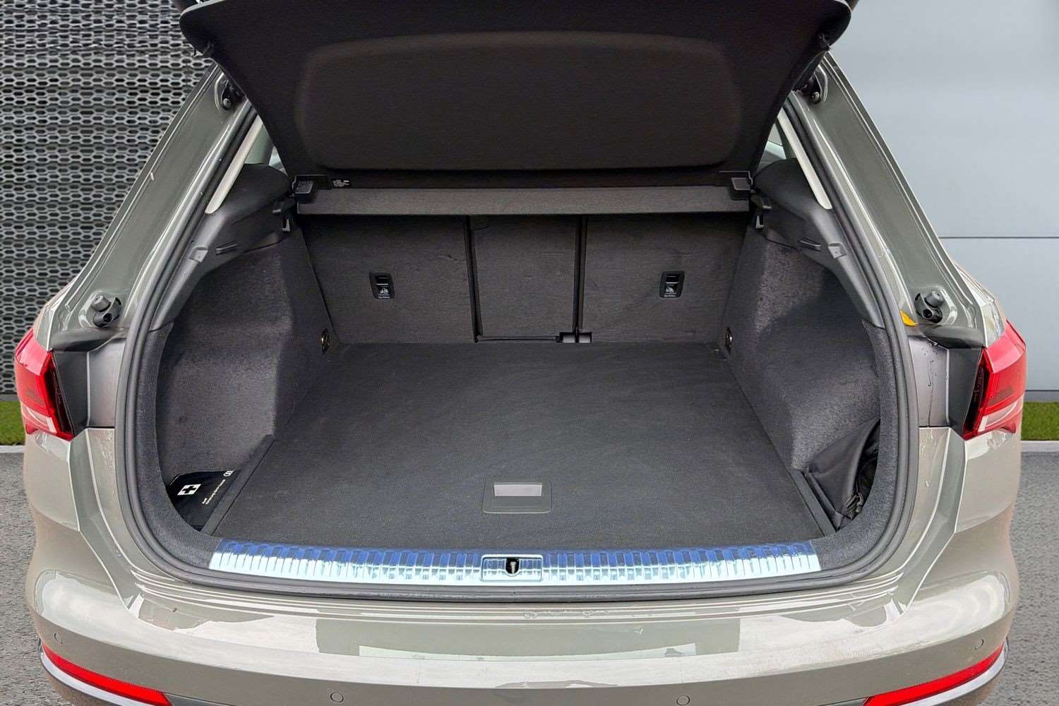 Used Audi Q3 2024 for sale - 76540790: Photo 13