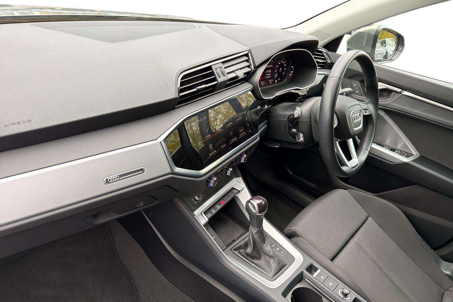 Used Audi Q3 2024 for sale - 76540790: Photo 2