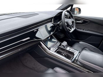 Used Audi Q7 2022 for sale - 77178790: Photo