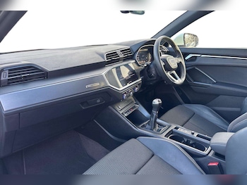 Used Audi Q3 2022 for sale - 76842985: Photo