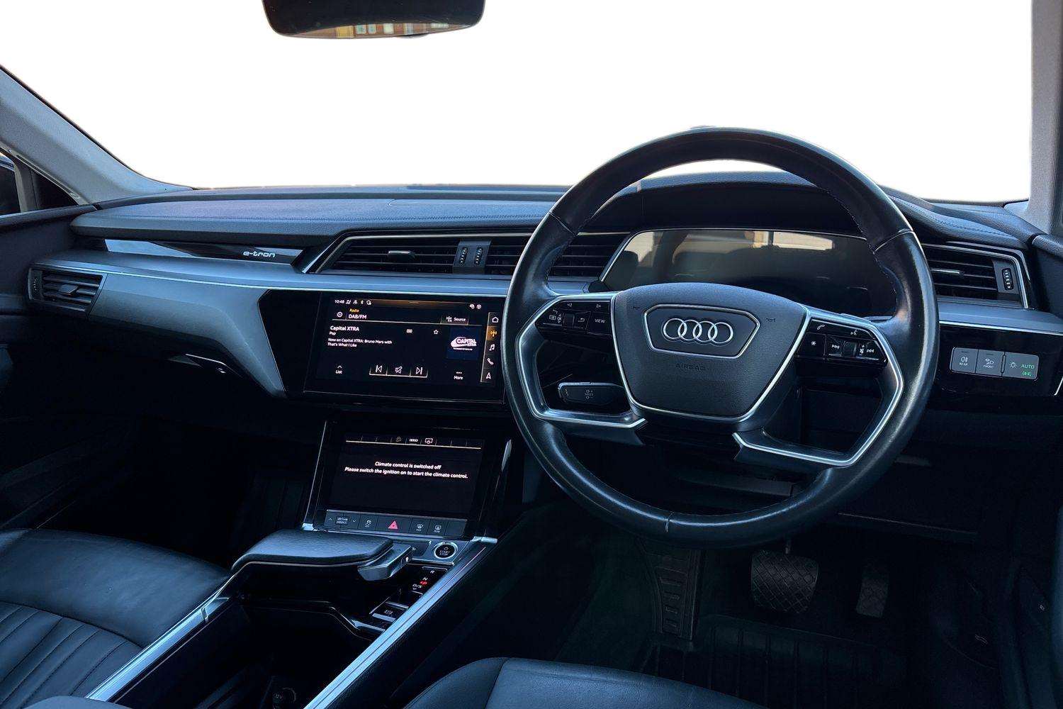 Used Audi e-tron 2020 for sale - 77443359: Photo 6