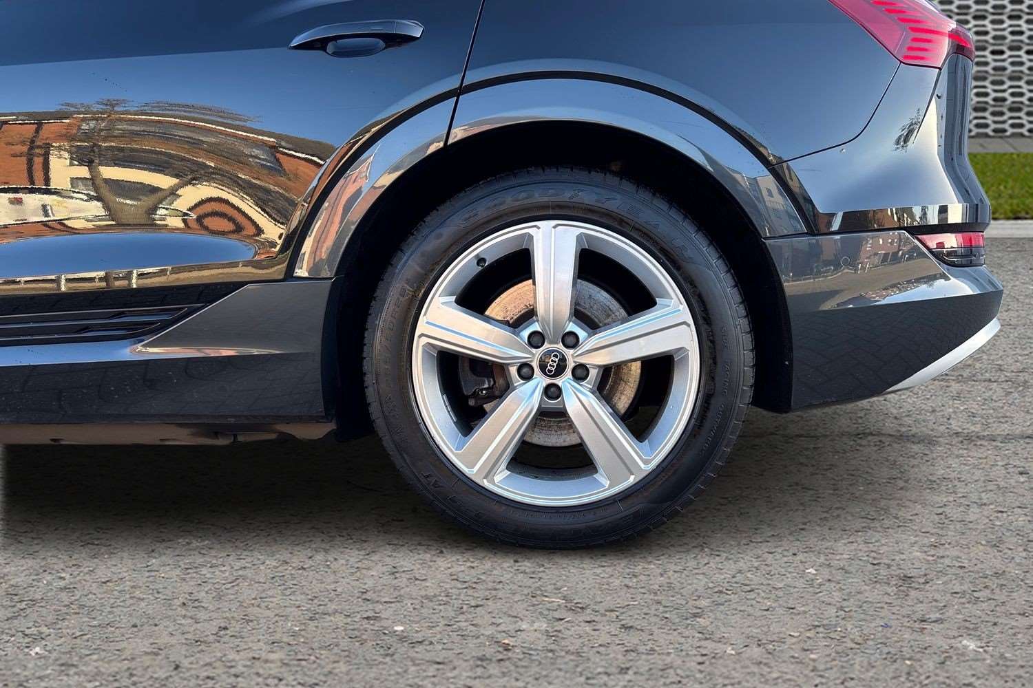 Used Audi e-tron 2020 for sale - 77443359: Photo 9