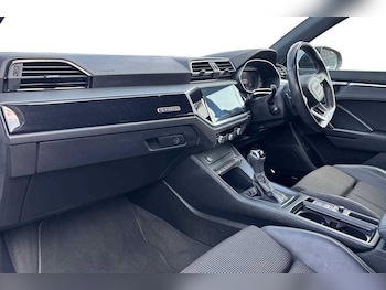 Used Audi Q3 2021 for sale - 76435774: Photo