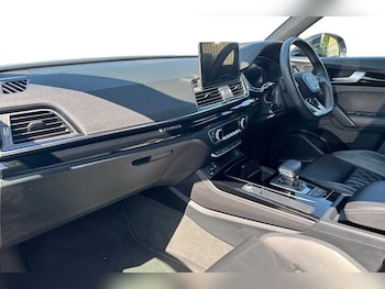 Used Audi Q5 2023 for sale - 75129599: Photo